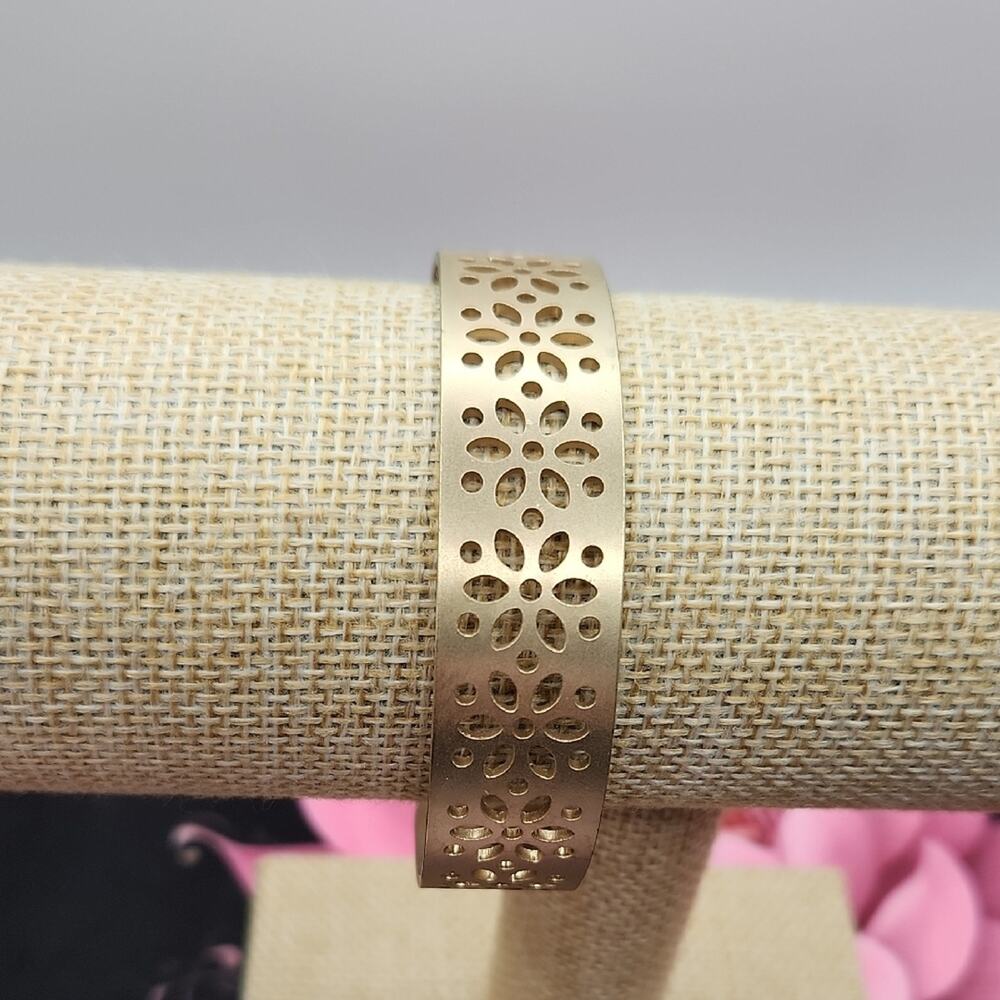 New Gold Geometric Filigree Bracelet Matte Gold Lace Cuff Medium Width
